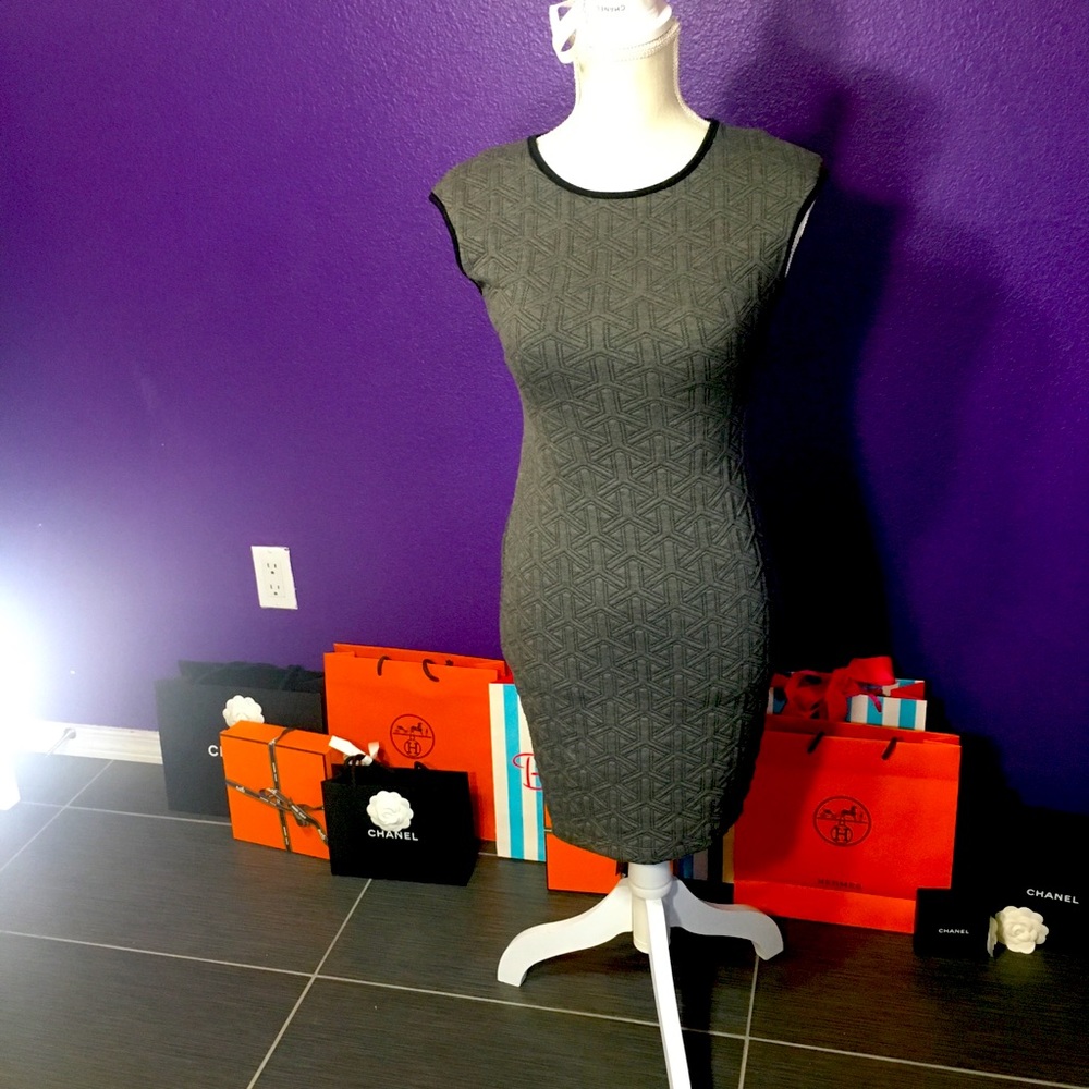 Grey bodycon quilted dress